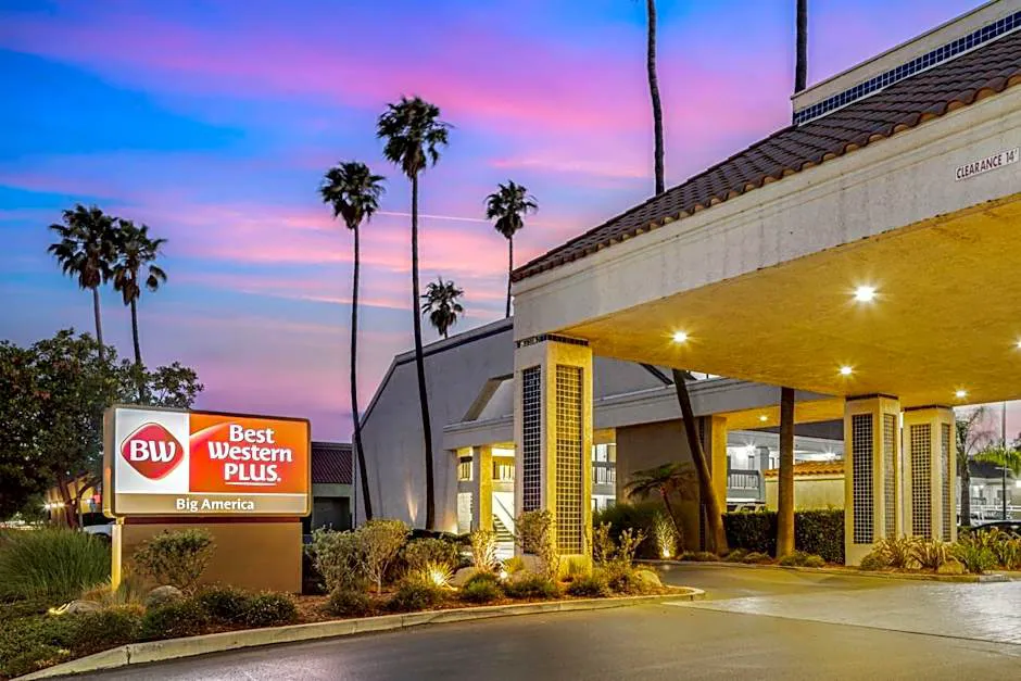 Best Western Plus Big America hotel hero