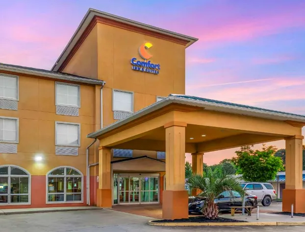 Comfort Inn & Suites Chesapeake - Portsmouth hotel detail image 3