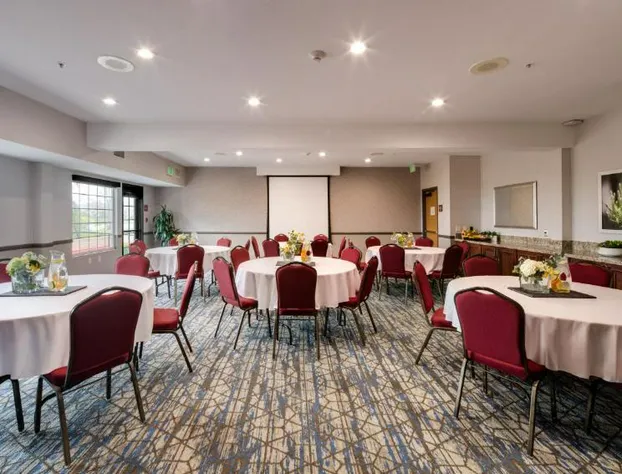 Ayres Suites Mission Viejo – Lake Forest hotel detail image 4