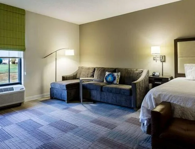 Hampton Inn Somerset hotel detail image 4