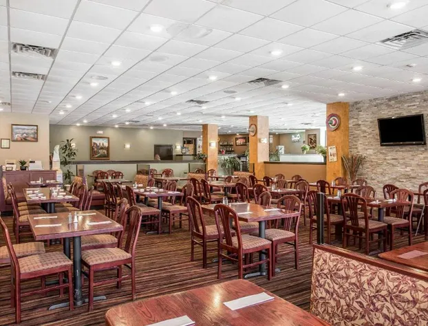 Clarion Hotel Fort Mill Near Amusement Park hotel detail image 3