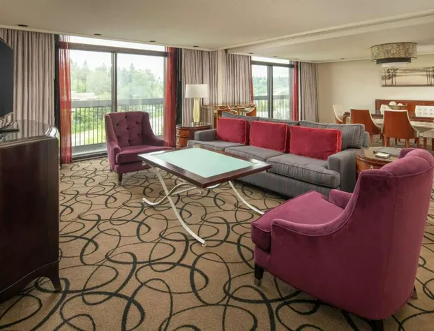 Hilton Bellevue hotel detail image 3