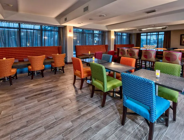 Hampton Inn Orlando-Maingate South hotel detail image 2