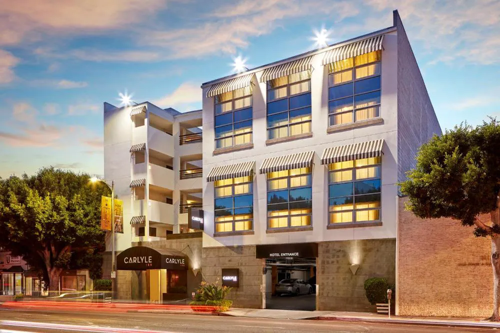Carlyle Inn hotel hero