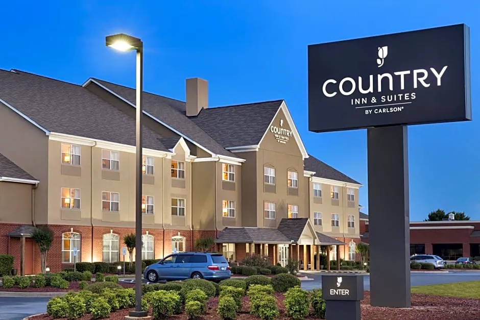 Country Inn & Suites by Radisson, Warner Robins, GA hotel hero