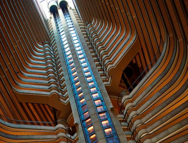 Atlanta Marriott Marquis hotel detail image 2