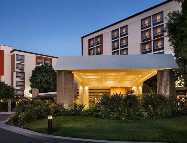 DoubleTree by Hilton Hotel San Bernardino hotel detail image 1