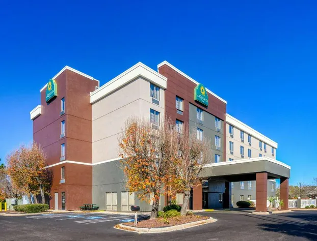 La Quinta Inn by Wyndham North Myrtle Beach hotel detail image 1