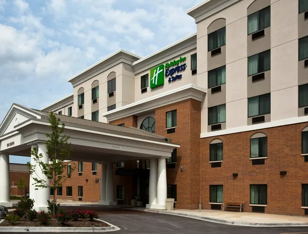 Holiday Inn Express & Suites Chicago West - O'Hare Arpt Area by IHG hotel detail image 2