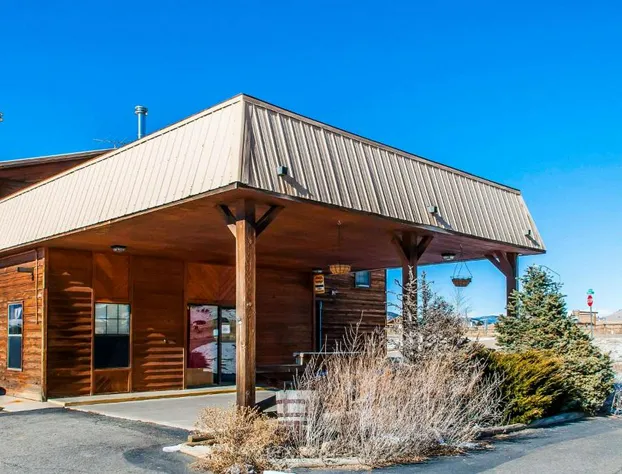 Econo Lodge Eagle Nest hotel detail image 3
