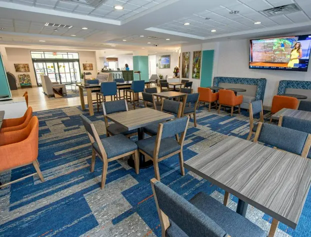 Wingate by Wyndham Lafayette Airport hotel detail image 2