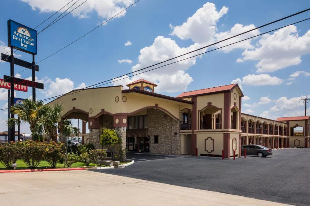 Americas Best Value Inn Buda Austin S hotel hero