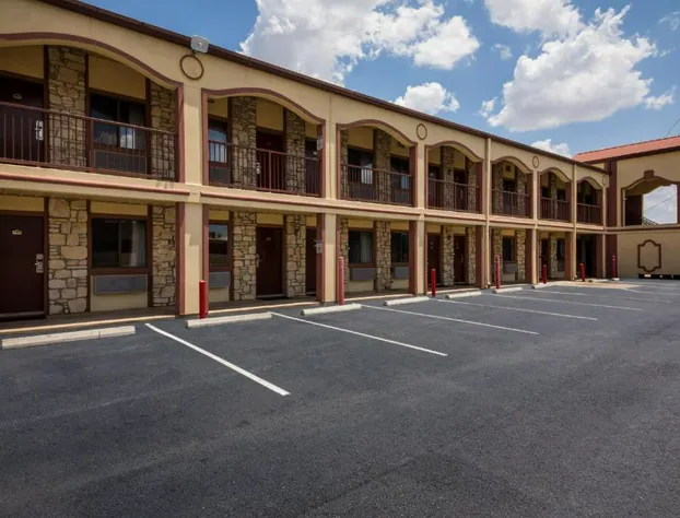 Americas Best Value Inn Buda Austin S hotel detail image 3