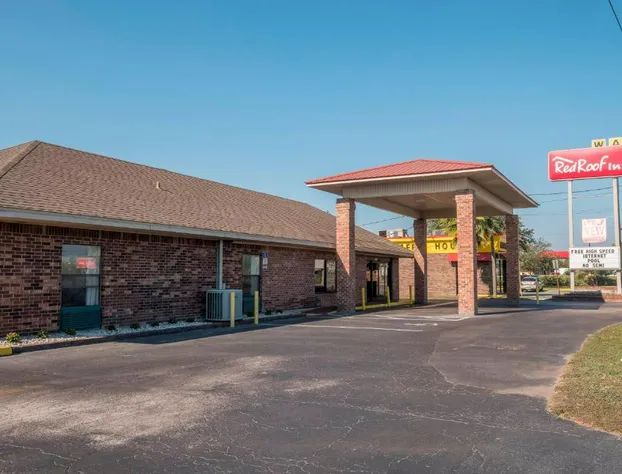Red Roof Inn Baldwin hotel detail image 4