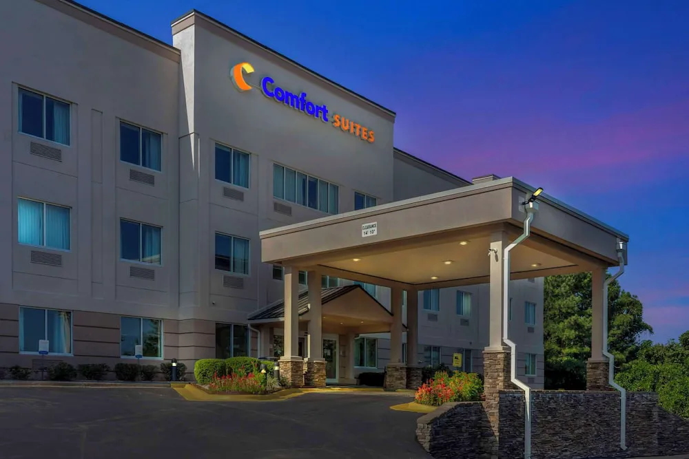 Comfort Suites Raleigh Walnut Creek hotel hero