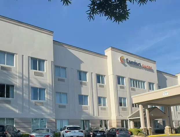 Comfort Suites Raleigh Walnut Creek hotel detail image 3