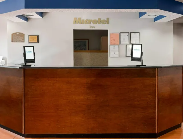 Microtel Inn by Wyndham Albany Airport hotel detail image 3