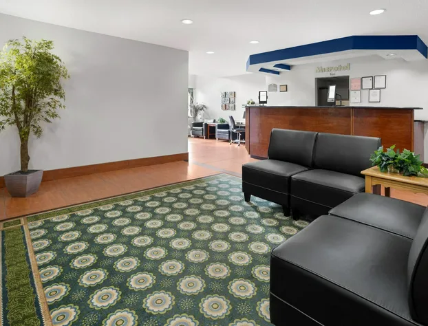 Microtel Inn by Wyndham Albany Airport hotel detail image 4