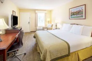 Baymont by Wyndham Dunn hotel detail image 1