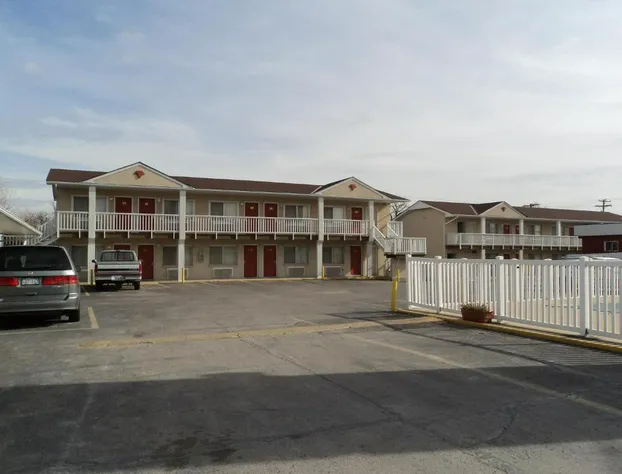 Knights Inn Ottawa hotel detail image 4