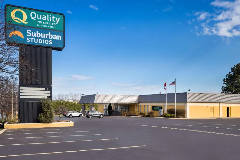 Quality Inn & Suites Syracuse Fairgrounds hotel hero