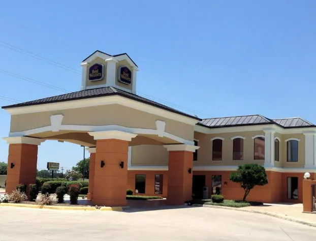 Best Western Inn & Suites hotel detail image 1