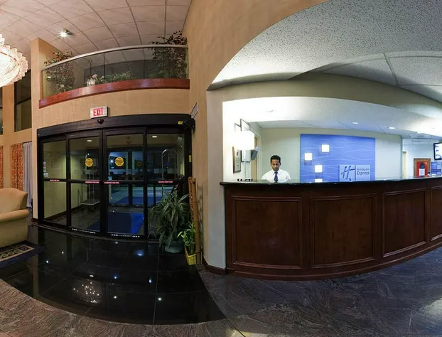 Holiday Inn Express Hotel & Suites by IHG hotel detail image 4