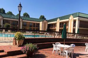 Quality Inn Morganton Southeast hotel hero