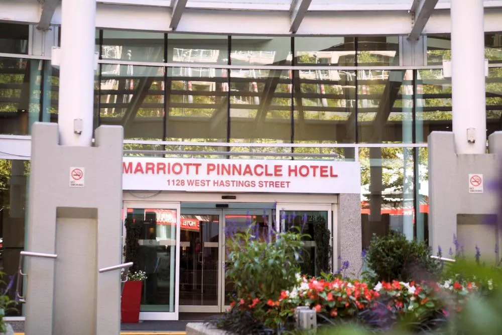 Vancouver Marriott Pinnacle Downtown hotel hero