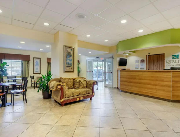 Quality Inn & Suites Lehigh Acres Fort Myers hotel detail image 4