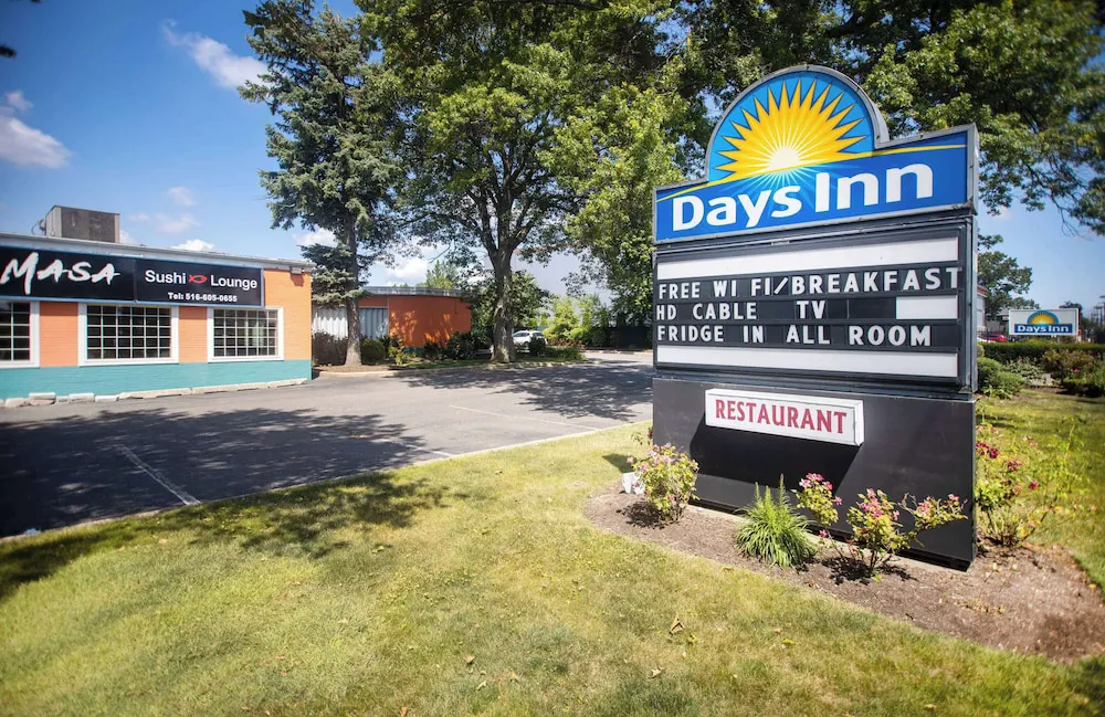 Days Inn by Wyndham Hicksville Long Island hotel hero