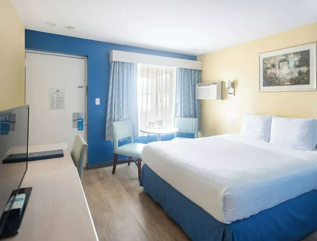 Days Inn by Wyndham Hicksville Long Island hotel detail image 4