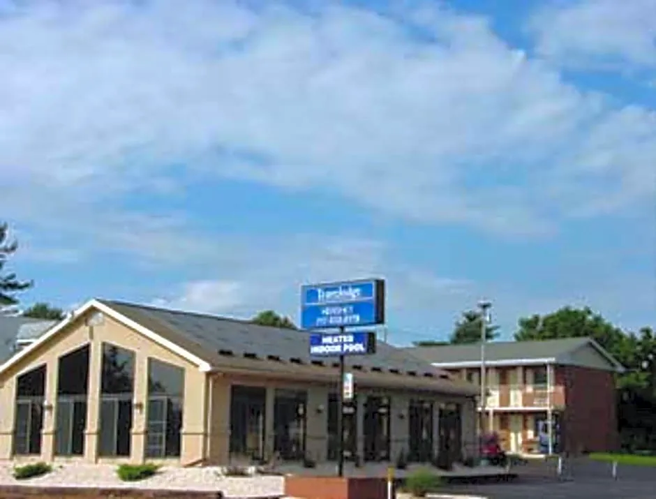 Travelodge by Wyndham Hershey hotel hero