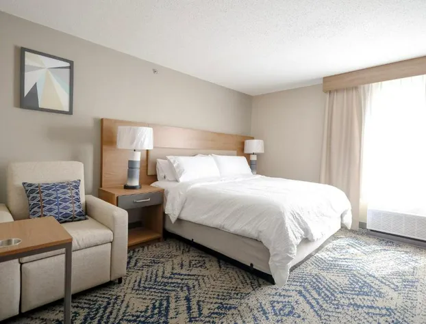 Beachwood Extended Suites hotel detail image 4