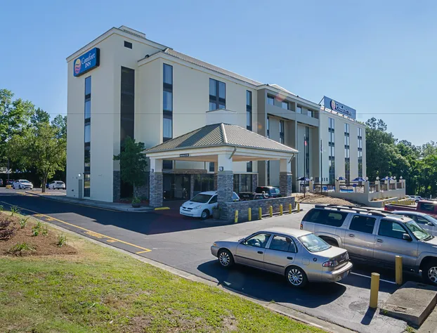 Comfort Inn & Suites Durham near Duke University hotel detail image 1