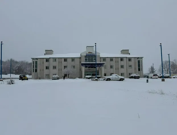 Baymont by Wyndham Kingdom City hotel detail image 1