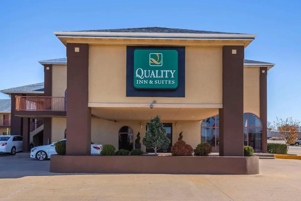 Quality Inn & Suites Owasso US-169 hotel hero