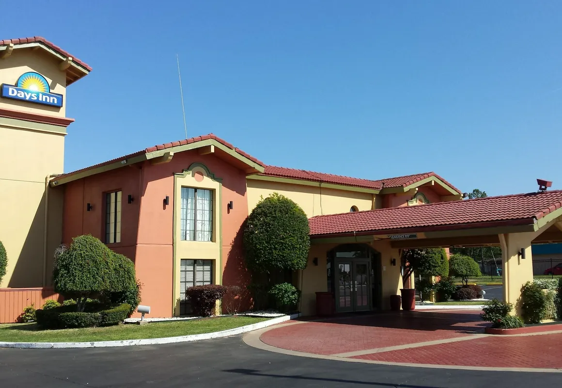 Days Inn by Wyndham Little Rock/Medical Center hotel hero