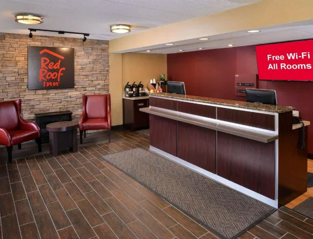 Red Roof Inn Milwaukee – Airport/Oak Creek hotel detail image 4