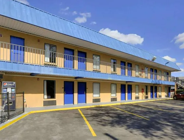 Magnuson Hotel Bradenton hotel detail image 4