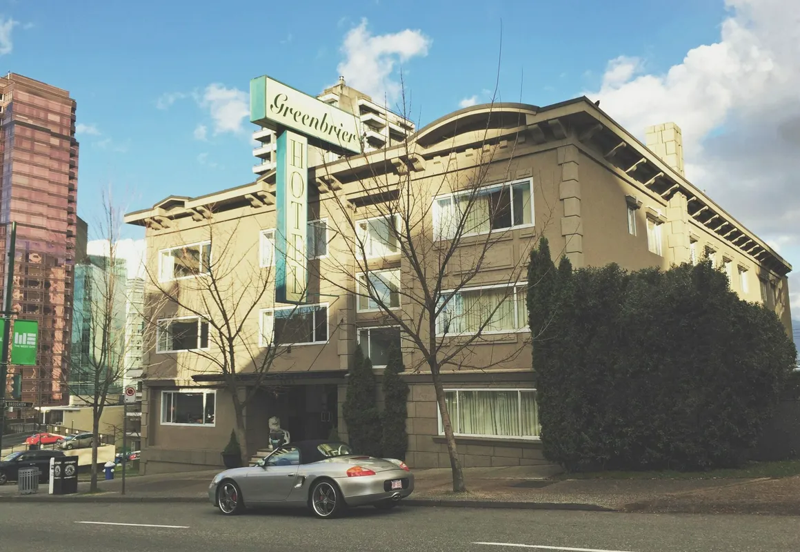 Greenbrier Hotel hotel hero