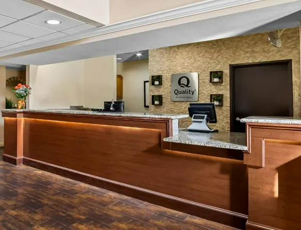 Quality Suites Irving-Las Colinas hotel detail image 3
