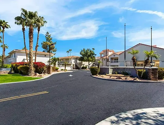 Baymont Inn & Suites by Wyndham Tempe University/Phoenix hotel detail image 1