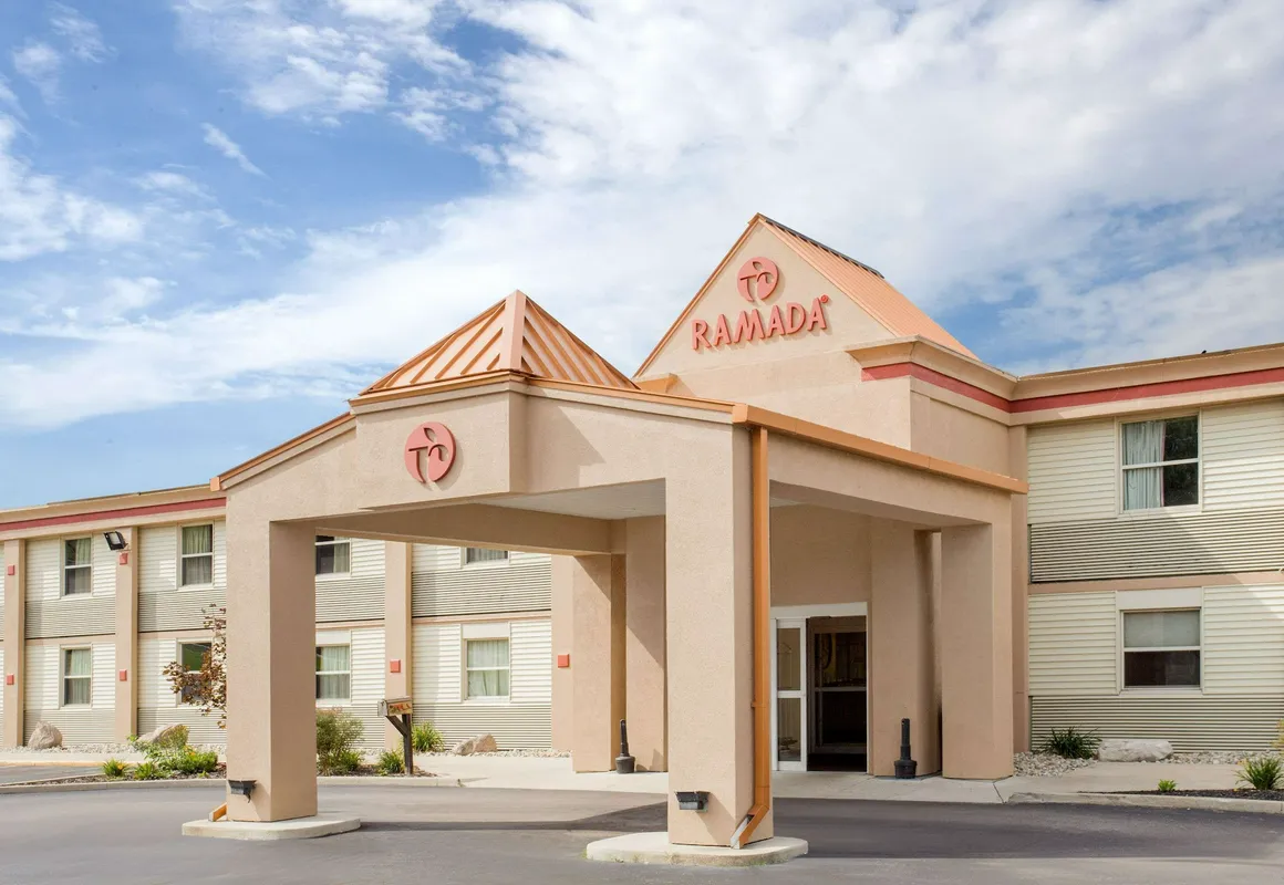 Ramada by Wyndham Angola/Fremont Area hotel hero