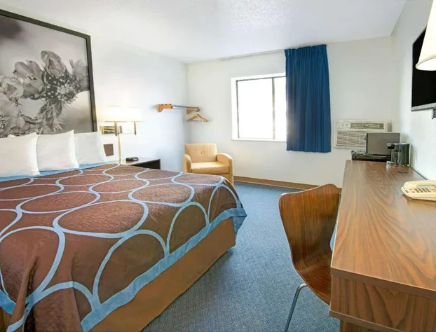 Super 8 by Wyndham Las Cruces University Area hotel detail image 4