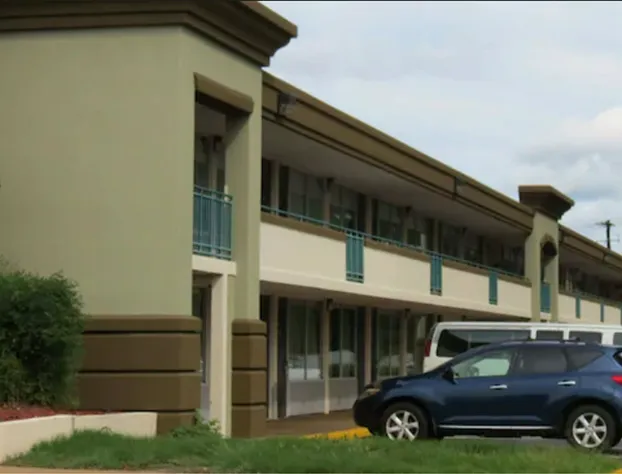 Days Inn Montgomery Near AUM hotel detail image 3