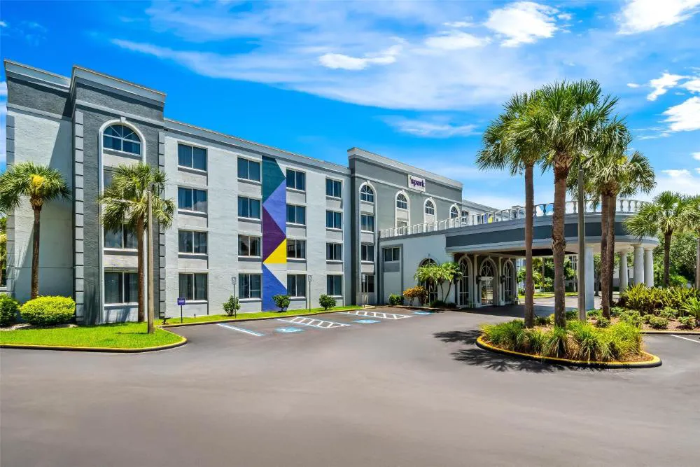 Spark by Hilton Orlando near Universal hotel hero