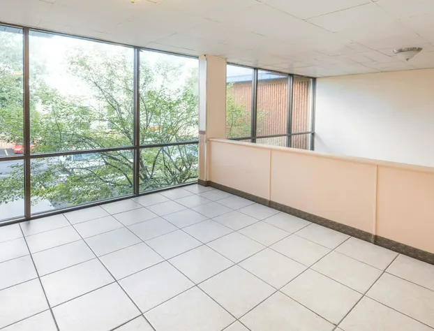 Super 8 by Wyndham Columbus hotel detail image 4