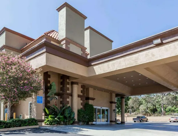 Travelodge by Wyndham Sylmar CA hotel detail image 1