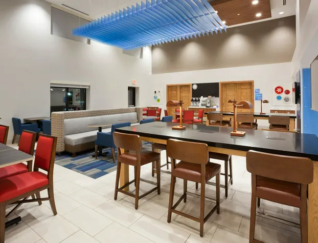 Holiday Inn Express & Suites Minneapolis – West End by IHG hotel detail image 1